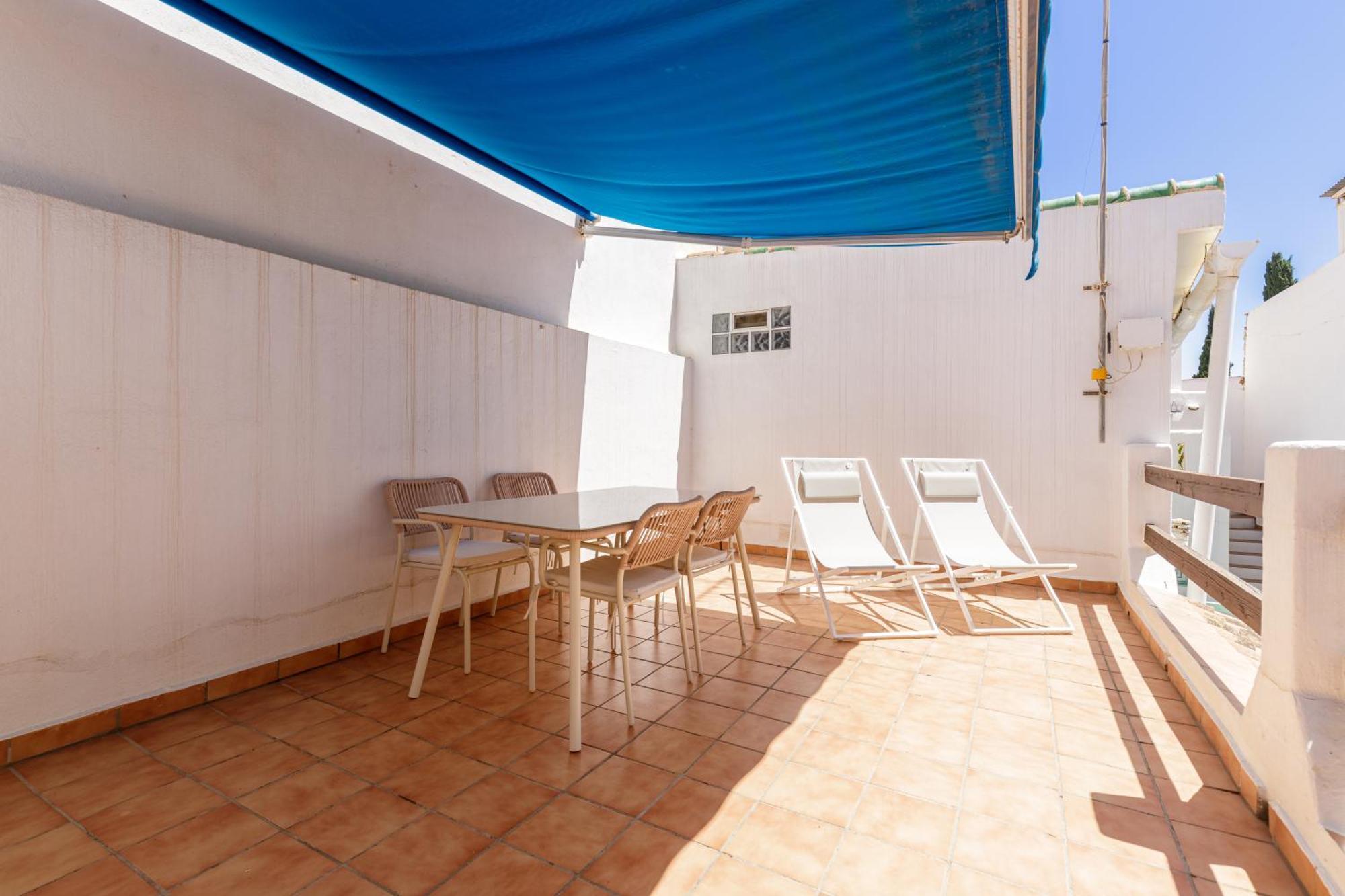 Caterina Pedregalejo Apartment Малага Екстериор снимка